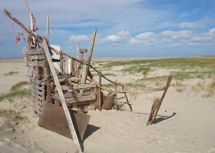 4 Person In Fano-by Traum